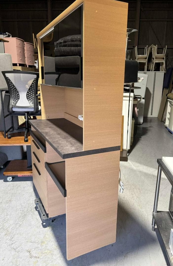 ゆ 最高級 PAMOUNA SY キッチンボード食器棚、幅140cm 美品