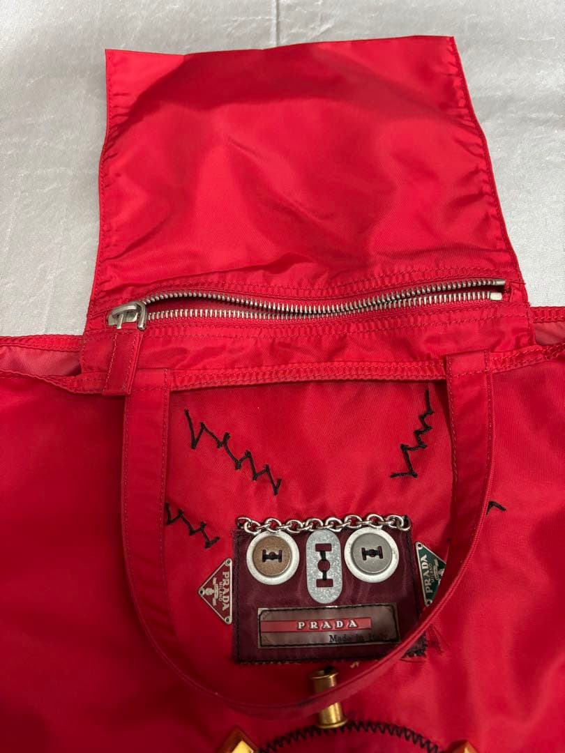 美品　貴女　プラダのナイロントートバッグ