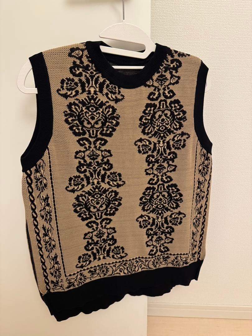 トップス MEDI REVERSIBLE VINTAGE FLOWER KNIT VEST