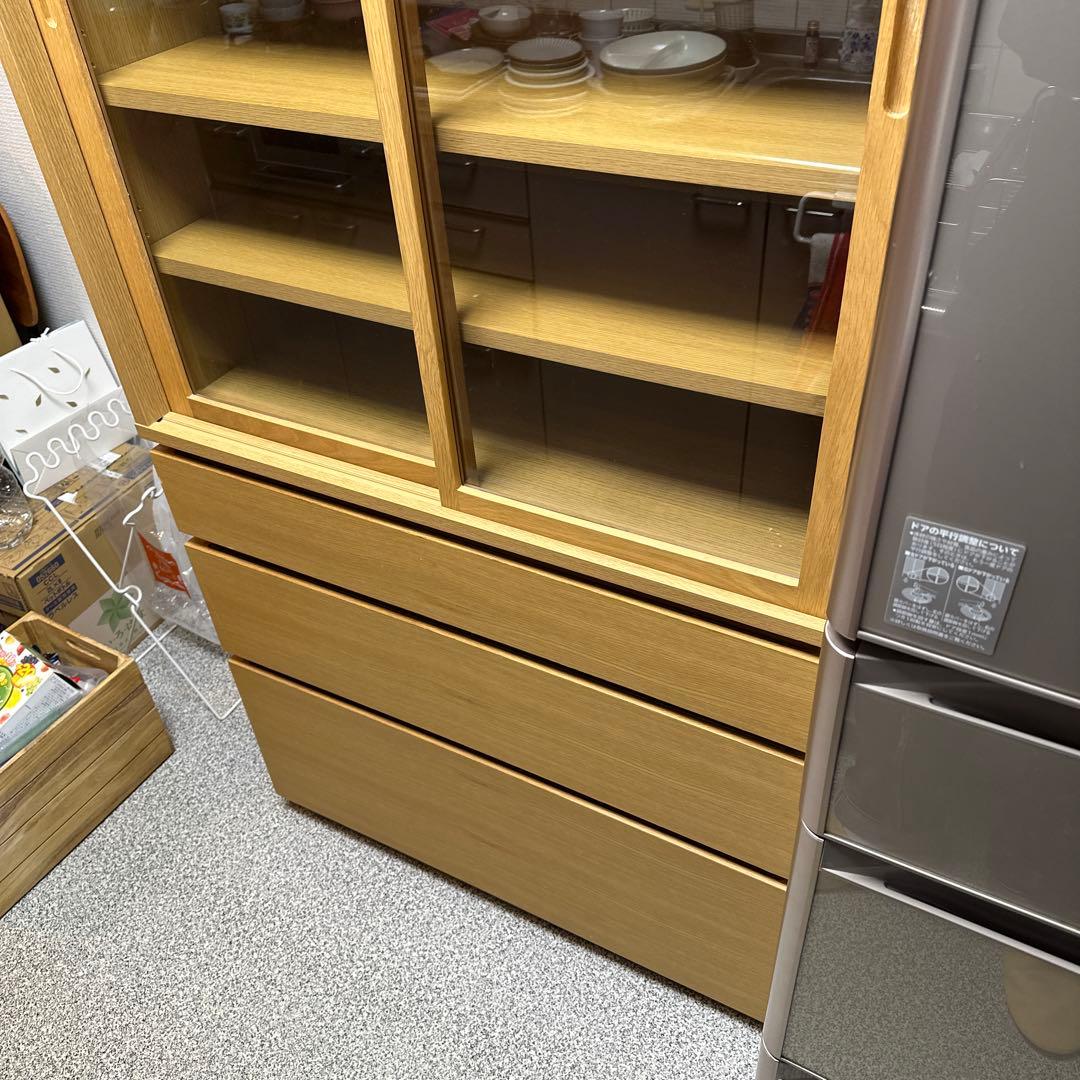 【本日最終日、最終値下げ】無印良品　木製ガラス扉食器棚　カップボード