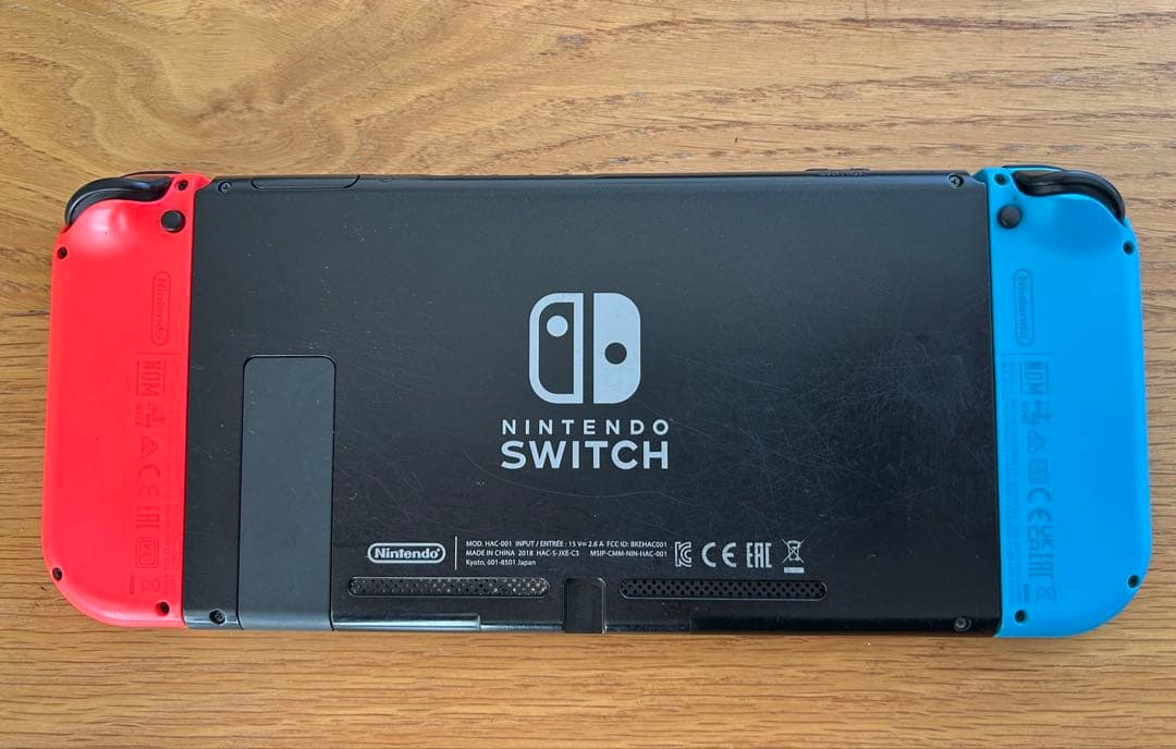 Nintendo Switch 本体 レッド・ブルー