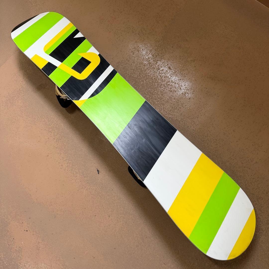 パウダーや地形をパークに！ BURTON ダブルキャンバー シャーロック 154