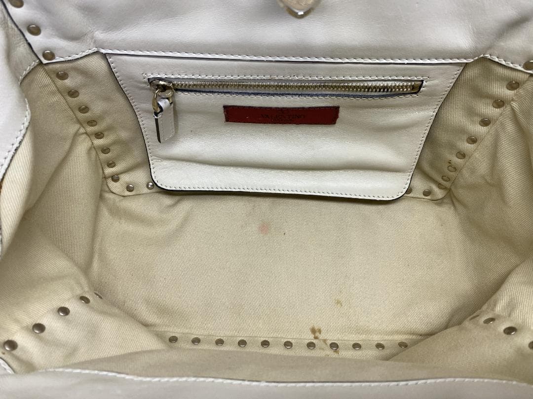 VALENTINO ロックスタッズバッグ