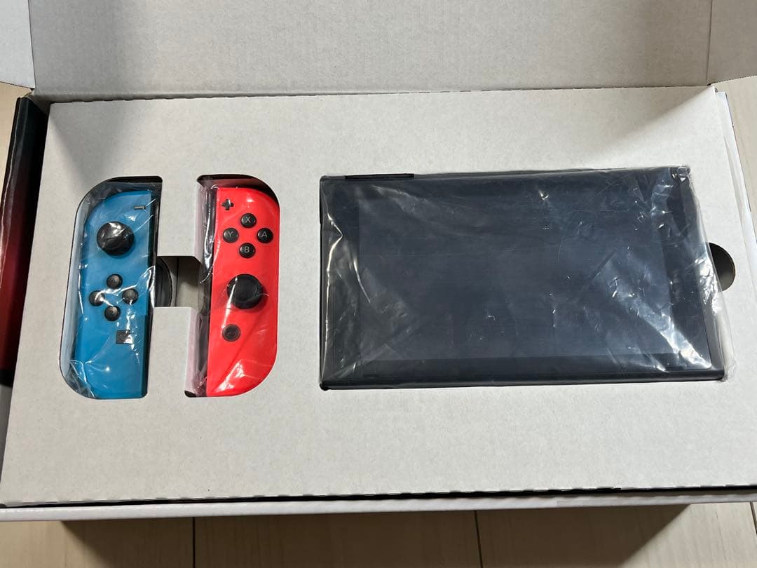 Nintendo Switch 本体 Joy-Con付き　2017年式