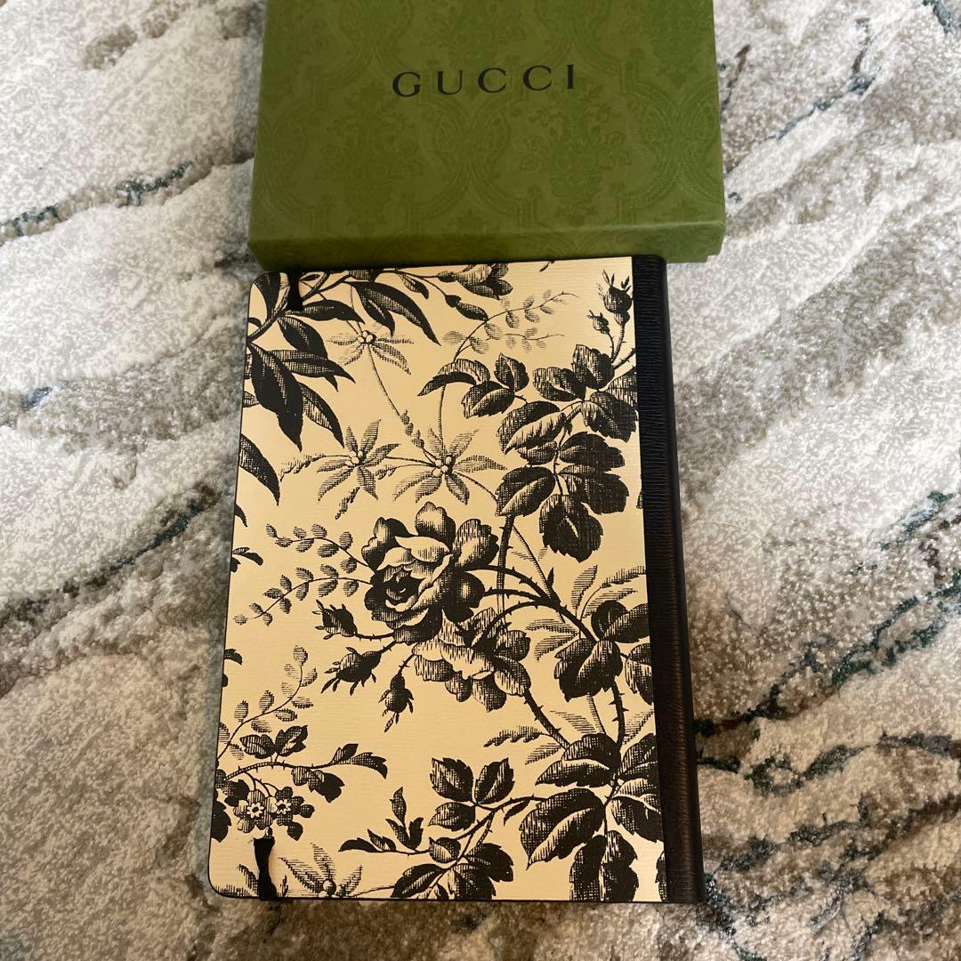 【新品未使用】GUCCI 花柄 A5ノート　661731
