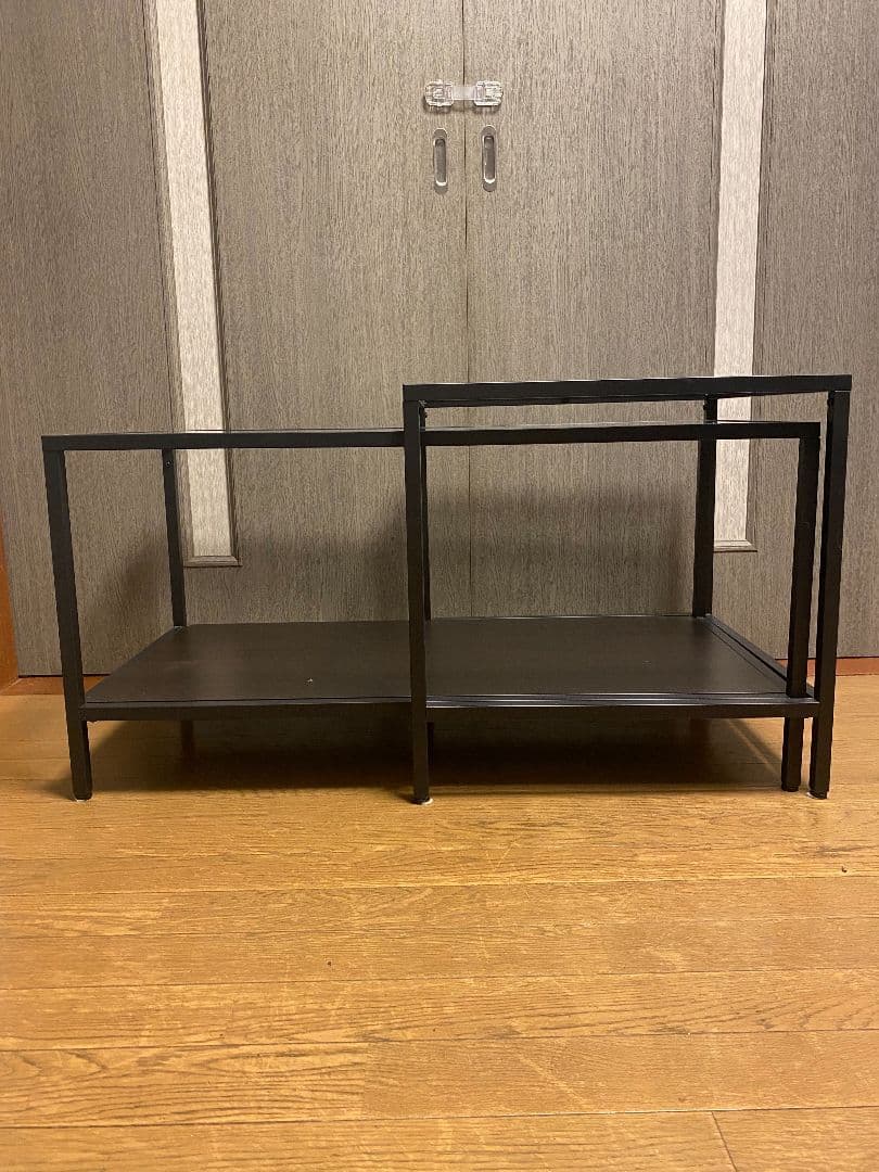 IKEA VITTSJÖガラスのネストテーブル2点セット