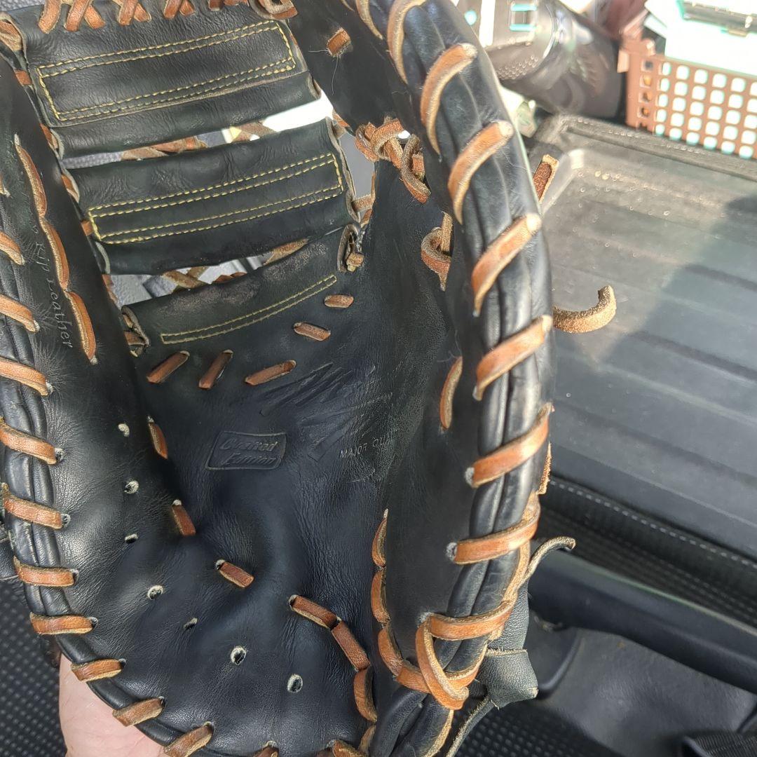Mizunoプロ 硬式グローブ 黒　ファーストミット