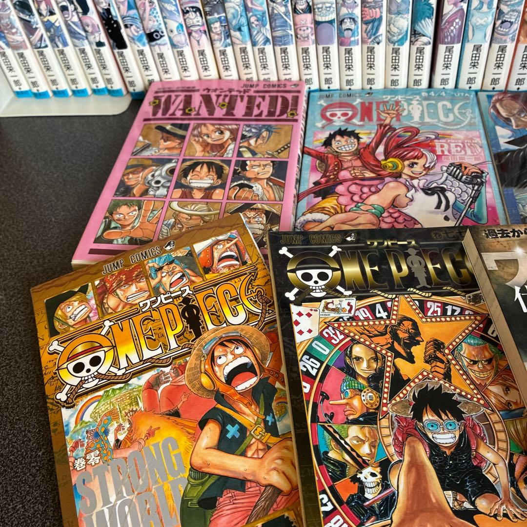ONE PIECE 全巻セット １巻〜１１４巻＋関連本１０巻 （100巻以上初版
