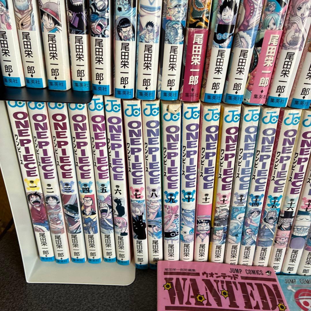 ONE PIECE 全巻セット １巻〜１１４巻＋関連本１０巻 （100巻以上初版