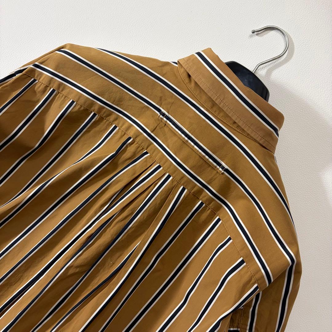 極美品　ティッカ　シャツワンピース　SOMELOS社製　ワイド　ロゴボタン