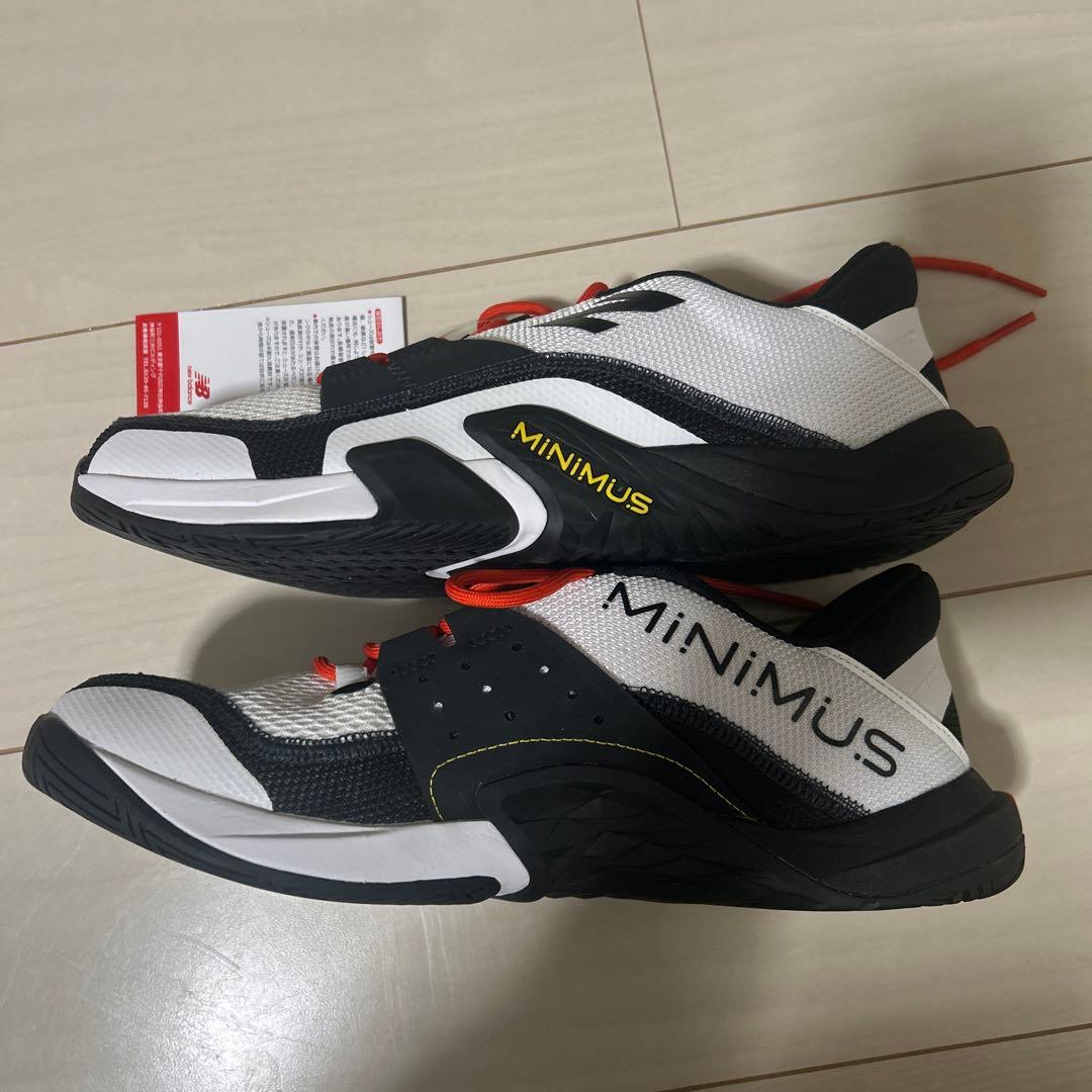 ニューバランス　MINIMUS スポーツシューズ　28.0 ミニマス