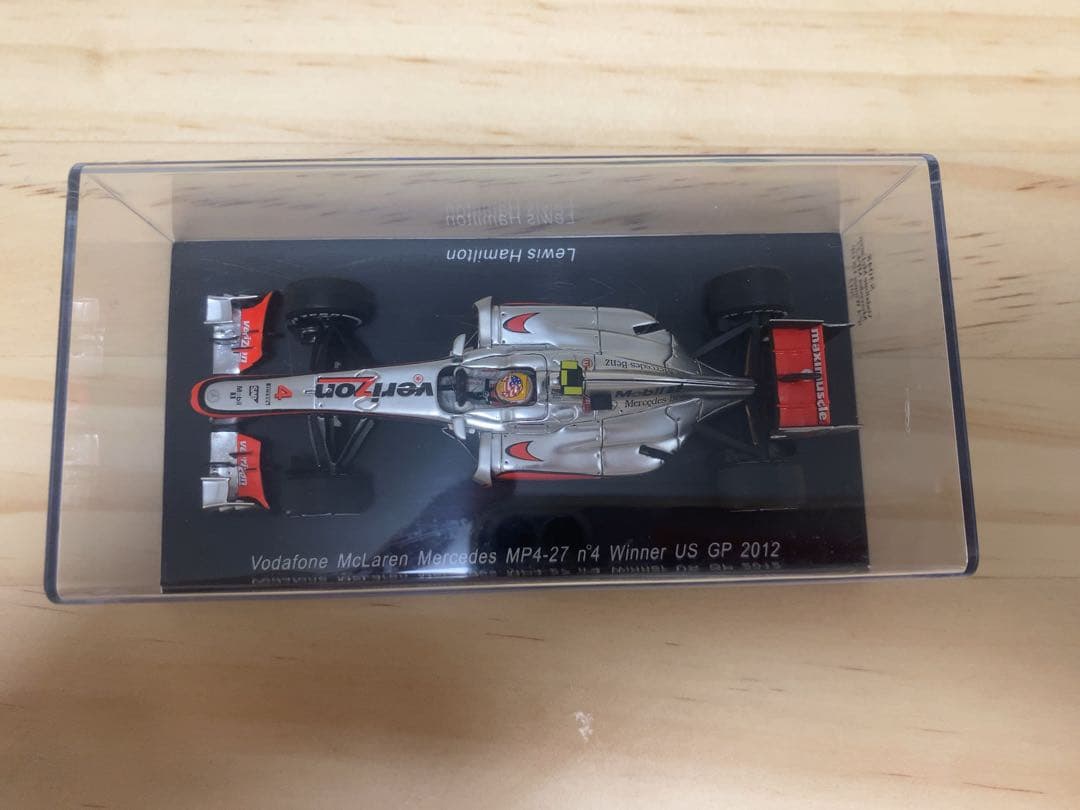ミニカー McLaren Mercedes MP4-27 L.Hamilton spark