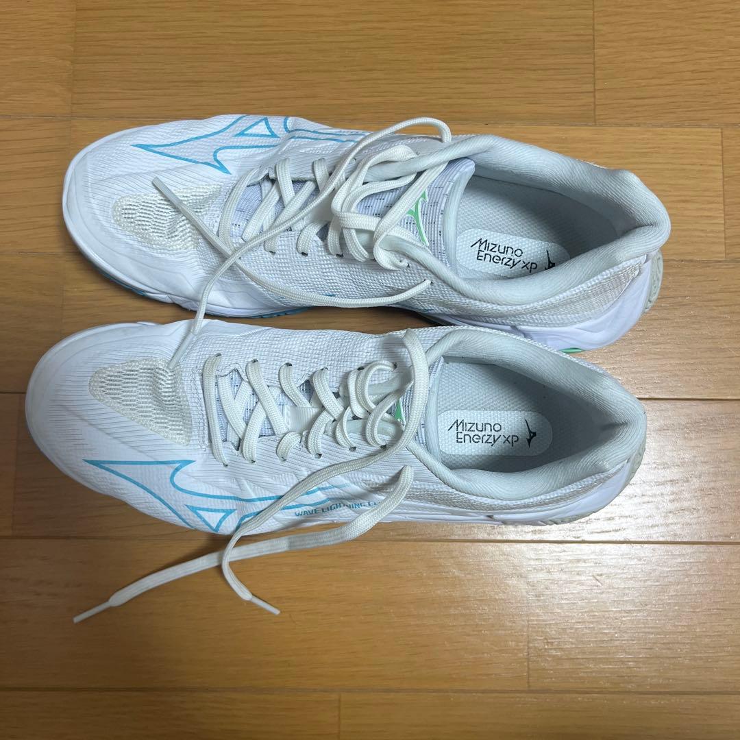 ELITE WAVE LIGHTNING ELITEバレーボールシューズ 白×緑