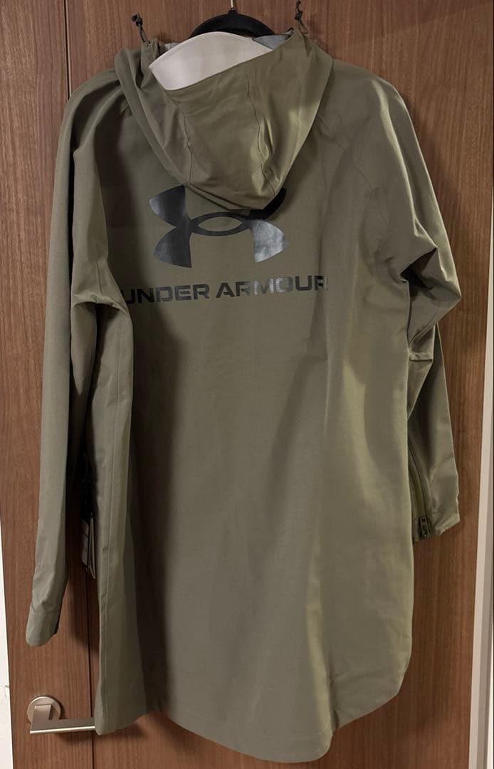 UAストーム プルーフ 3レイヤー ベンチコート（トレーニング/MEN）　新品