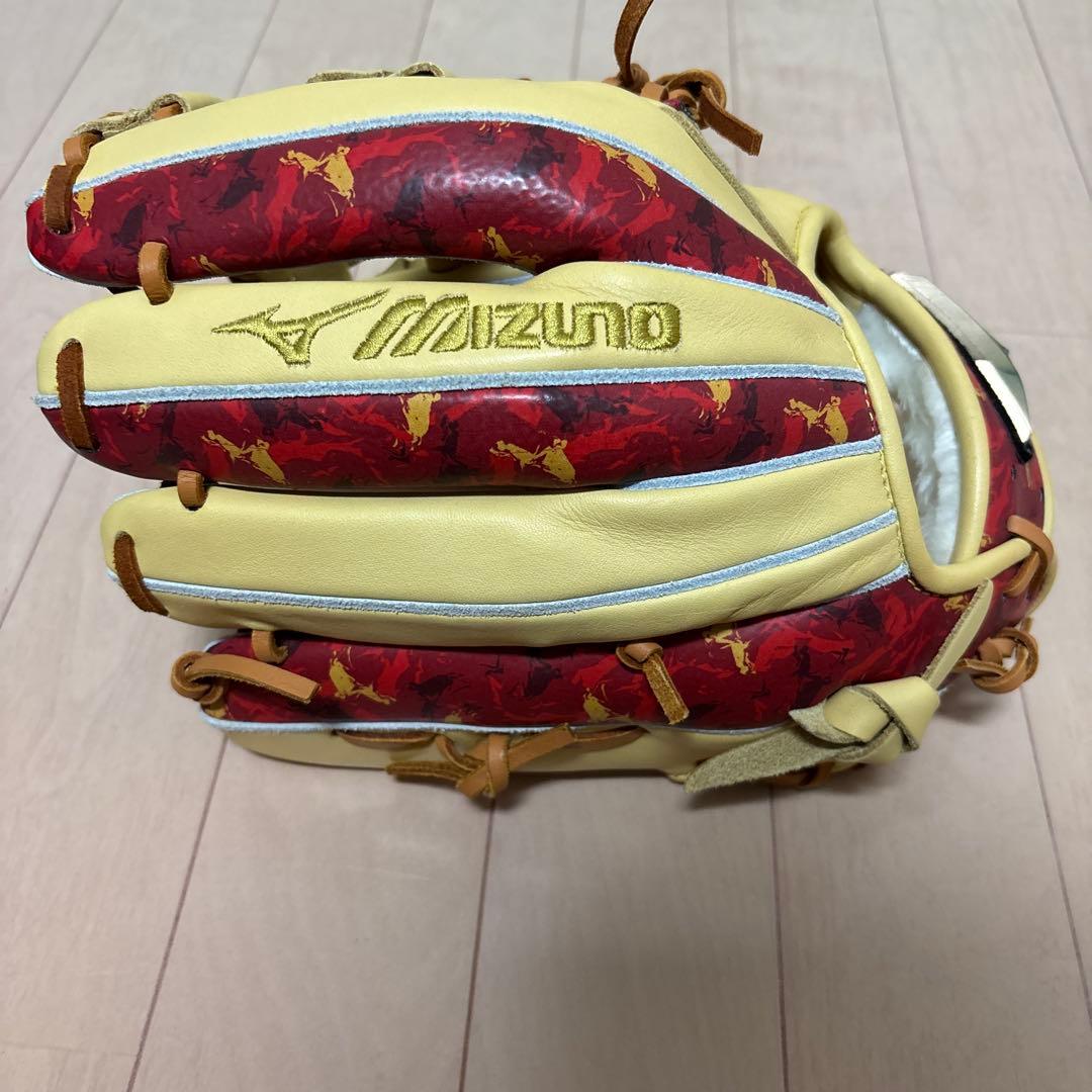 Mizuno Glove Elite イエロー/レッド