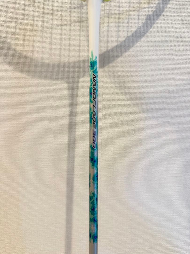 【超美品】YONEX ナノフレア300 ホワイト/グリーン