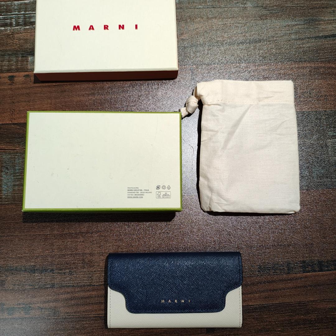 MARNI ネイビー ホワイト キーケース【付属品完備】