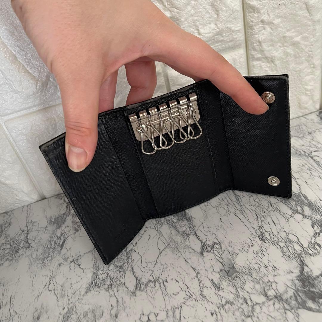 PRADA プラダ 三角プレート ナイロン×サフィアーノ 6連 キーケース
