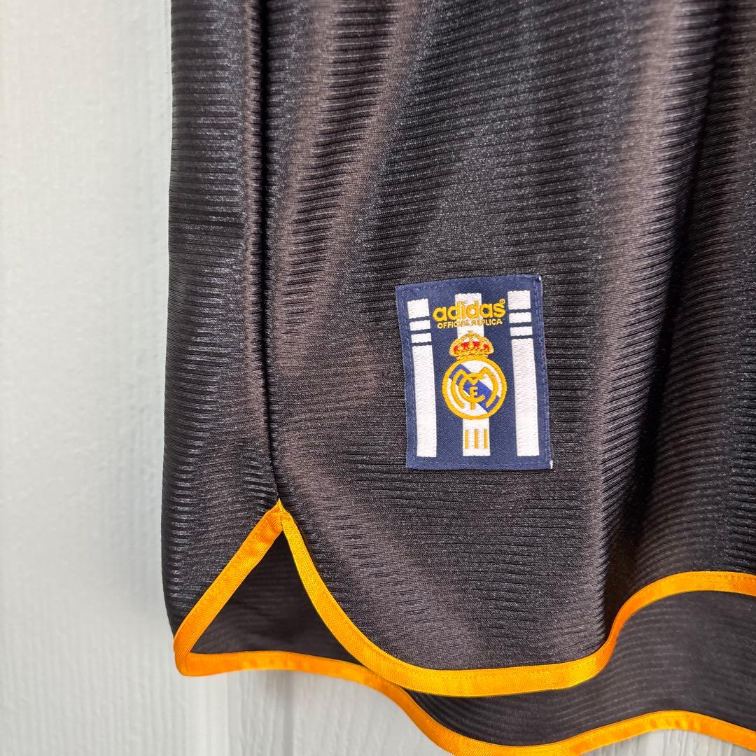 今年復刻　adidas Real Madrid アウェイジャージ Mサイズ 黒