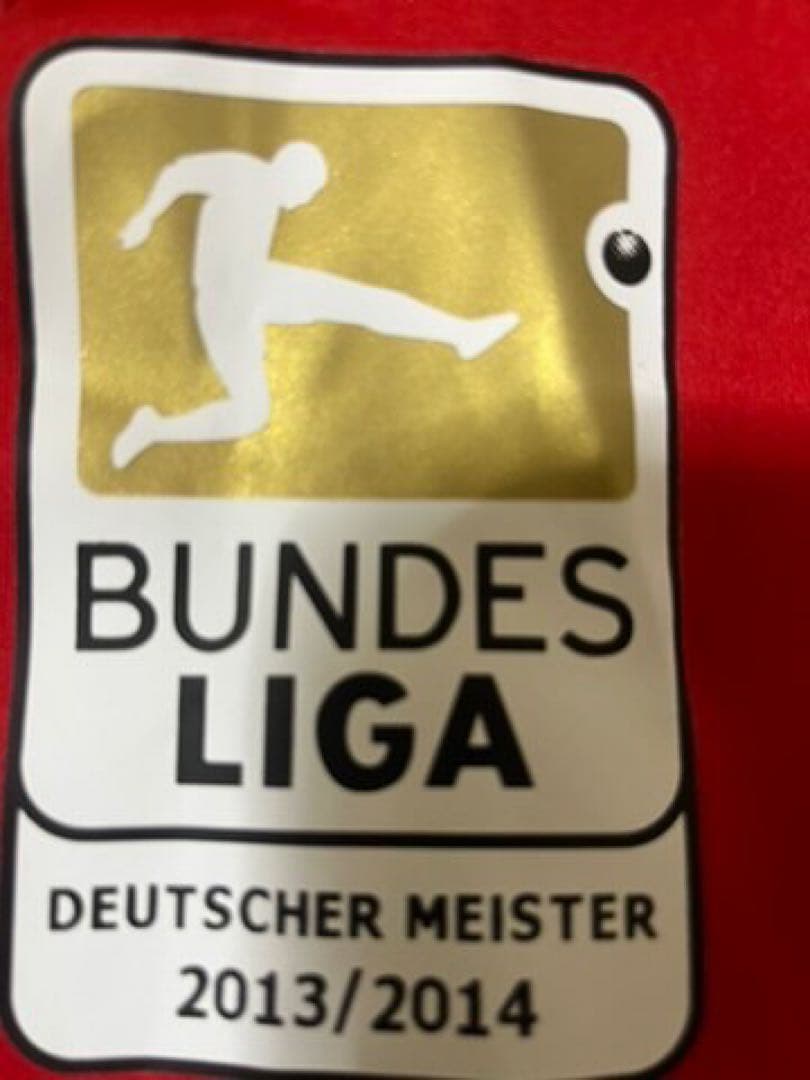 ジェルダンシャキリ　バイエルンミュンヘン　ブンデスリーガ　ユニフォーム