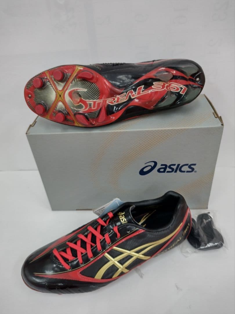 フットボールシューズ　27cm アシックス　サッカー