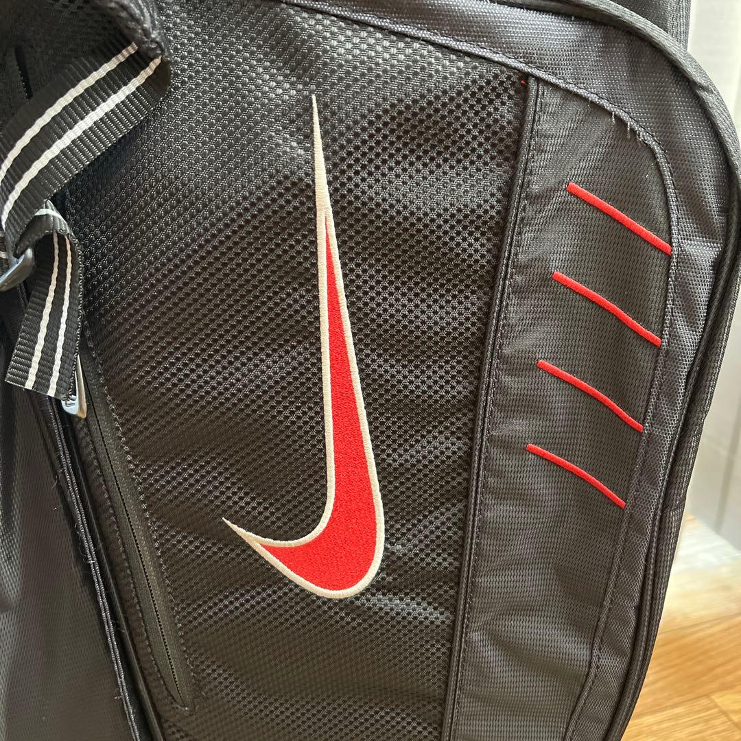 赤ロゴNike ブラック キャディバッグ　スタンド付