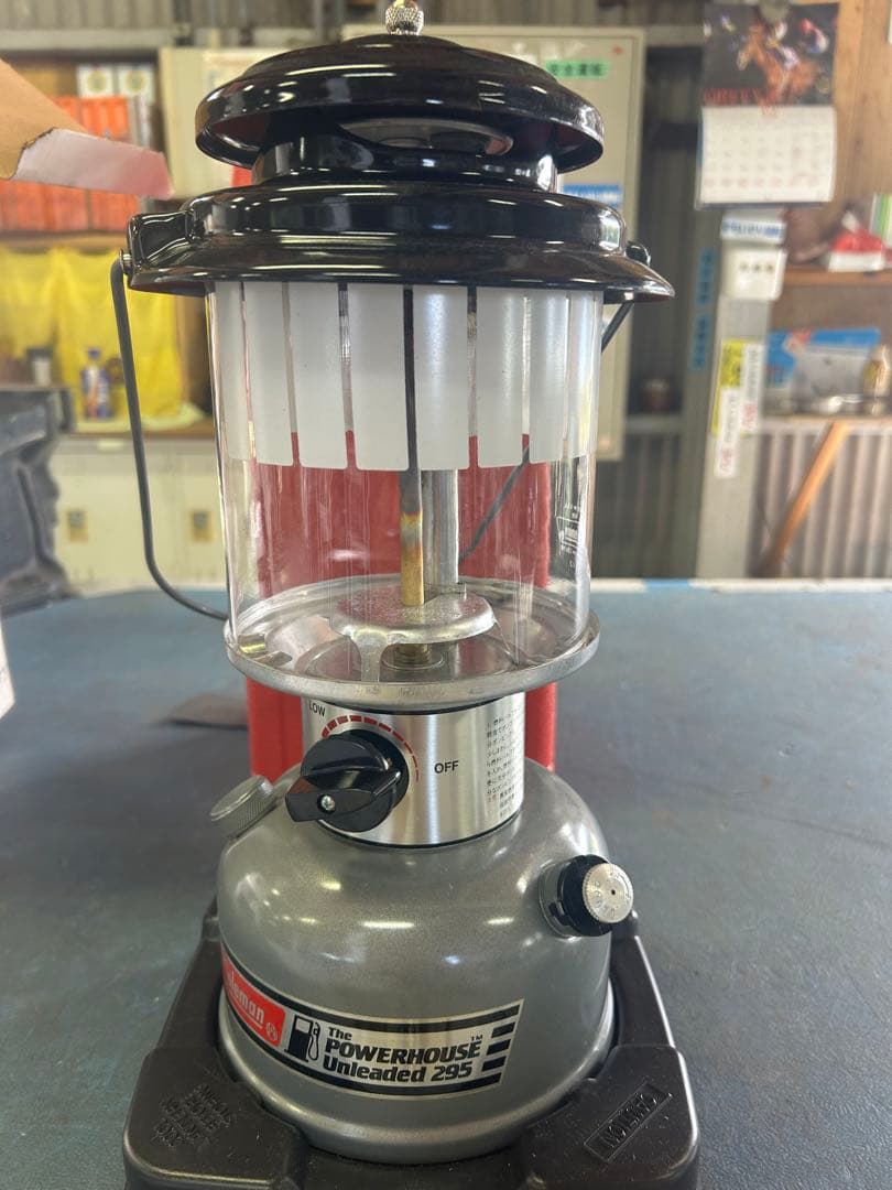 Coleman Powerhouse Unleaded 295 ランタン