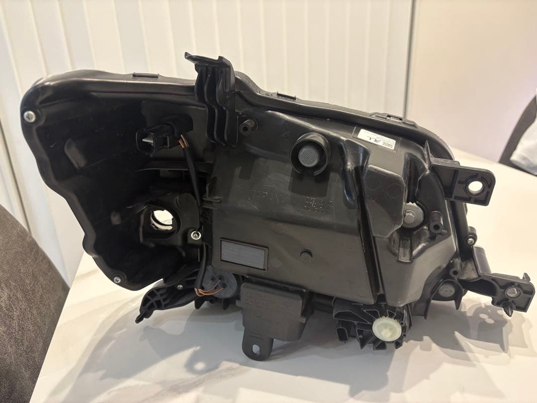 ダイハツ　ハイゼット　S321V 左ヘッドライト　中古