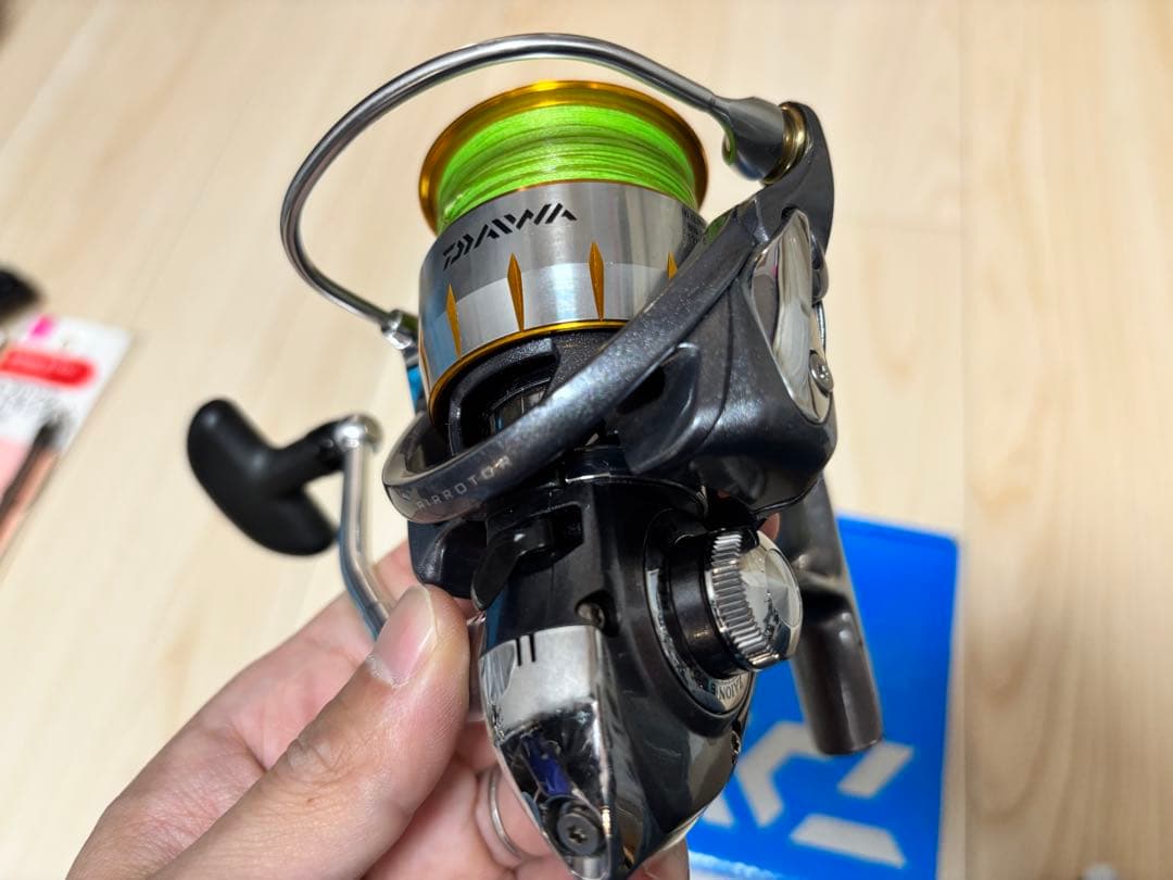 【美品】Daiwa フリームス 2500【ダイワ】