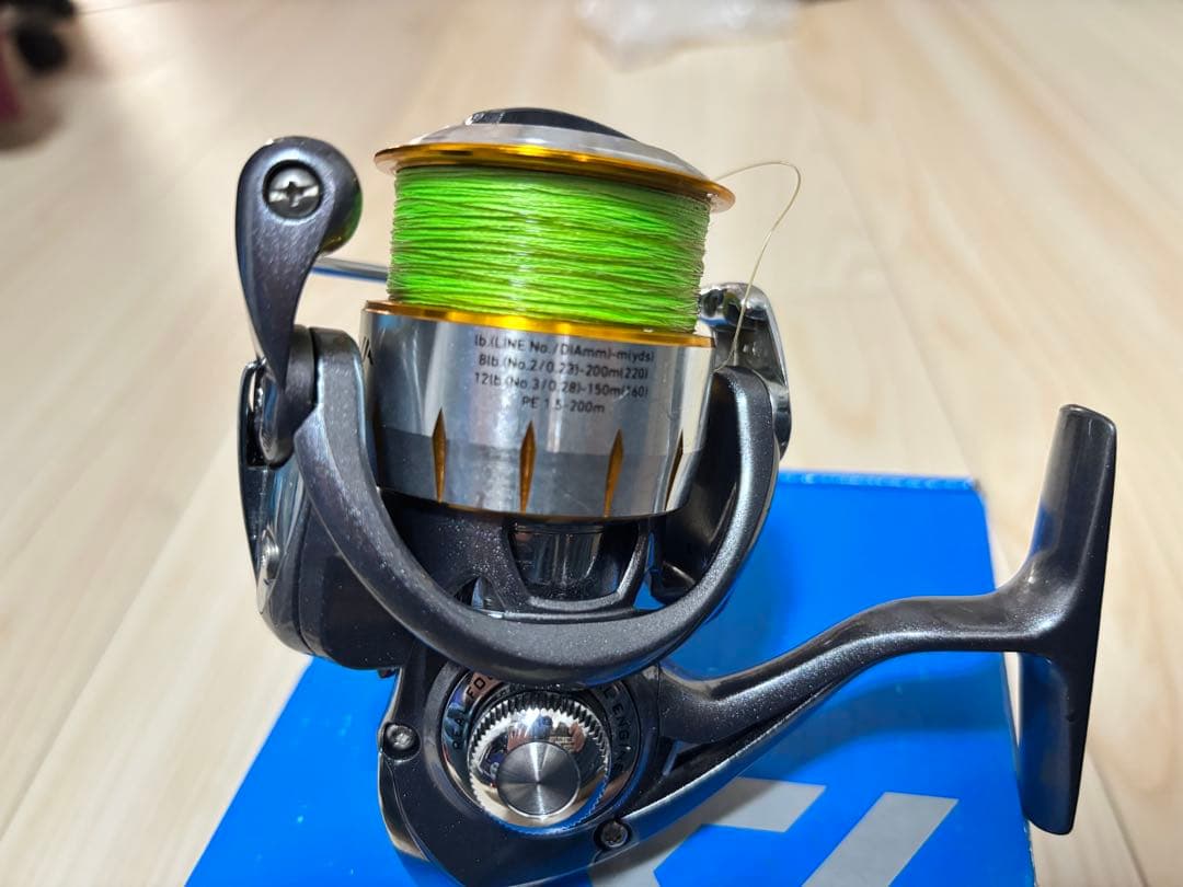 【美品】Daiwa フリームス 2500【ダイワ】