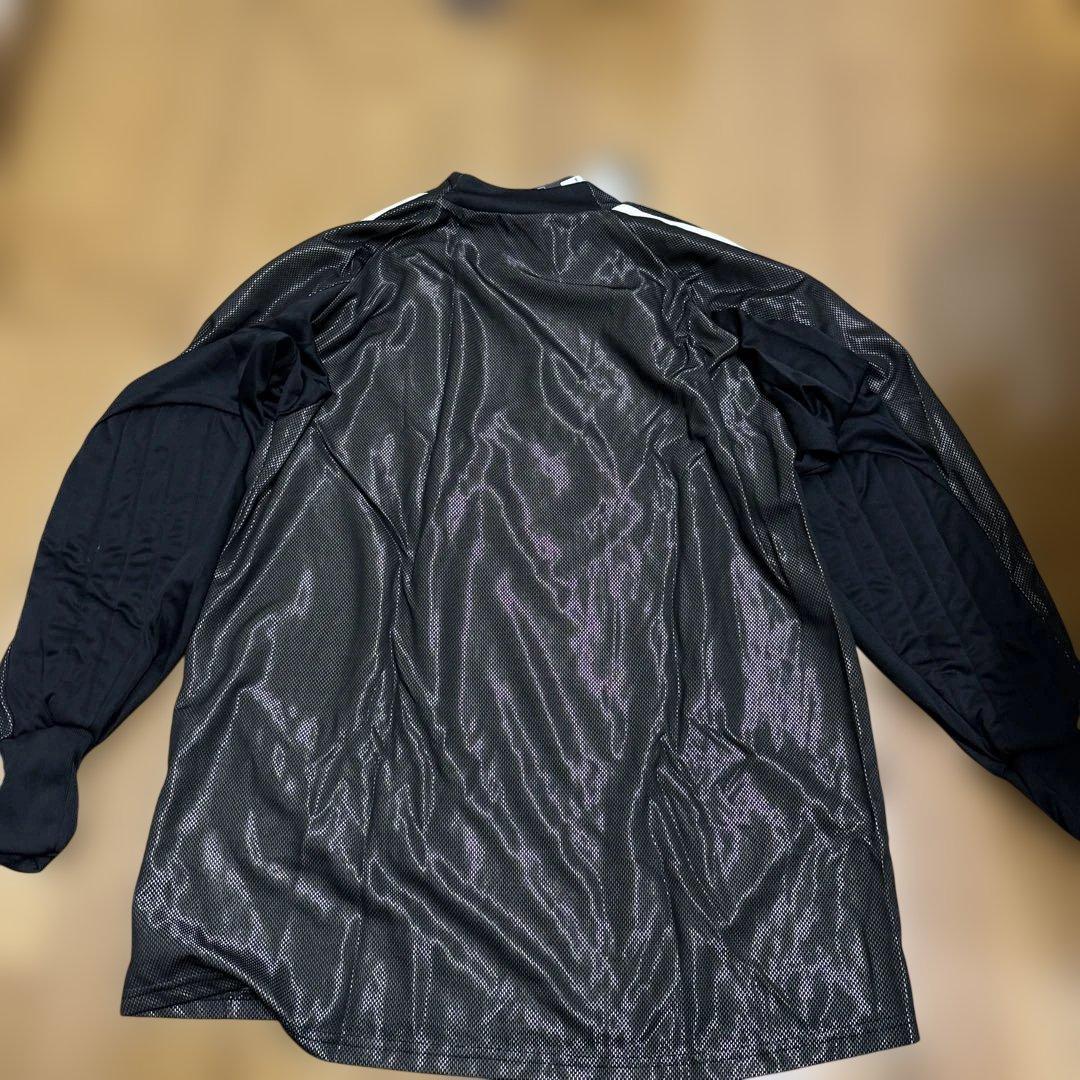ACミラン adidas ブラックメッシュシャツ
