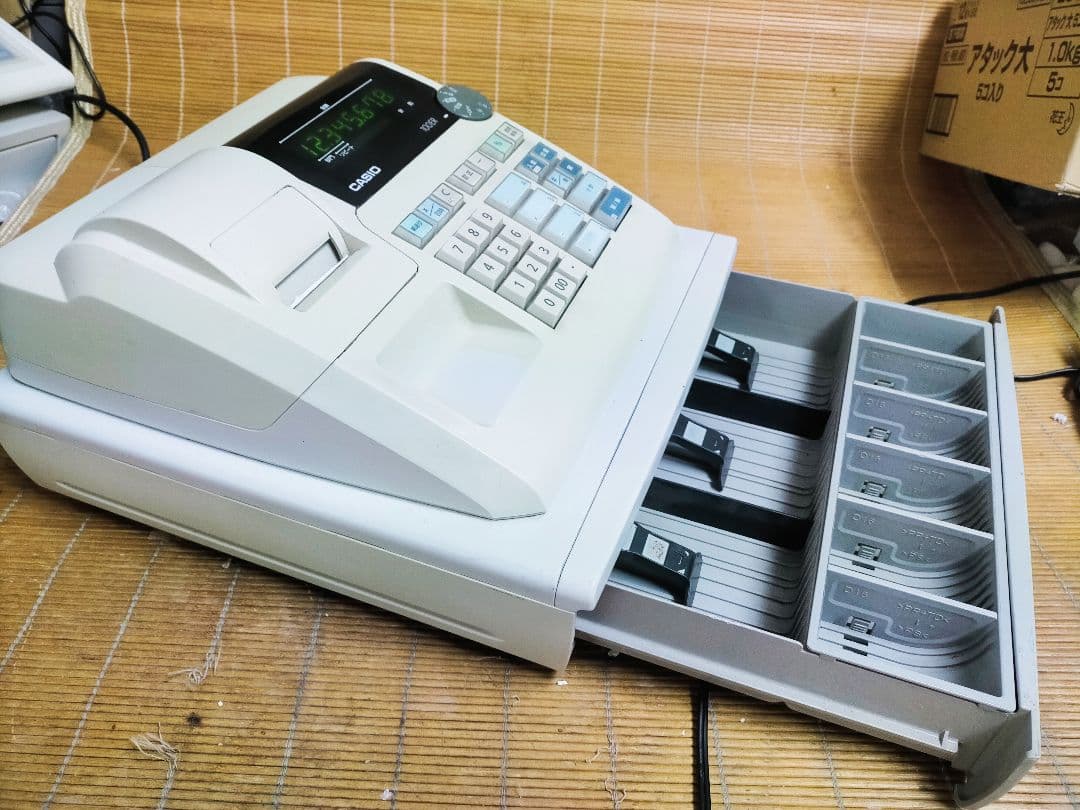 カシオレジスター　100ER　簡単便利特殊　送料込　873500