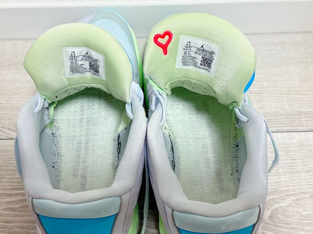 【格安】Luka 4 PF Navigator jordan バッシュ 水色 白