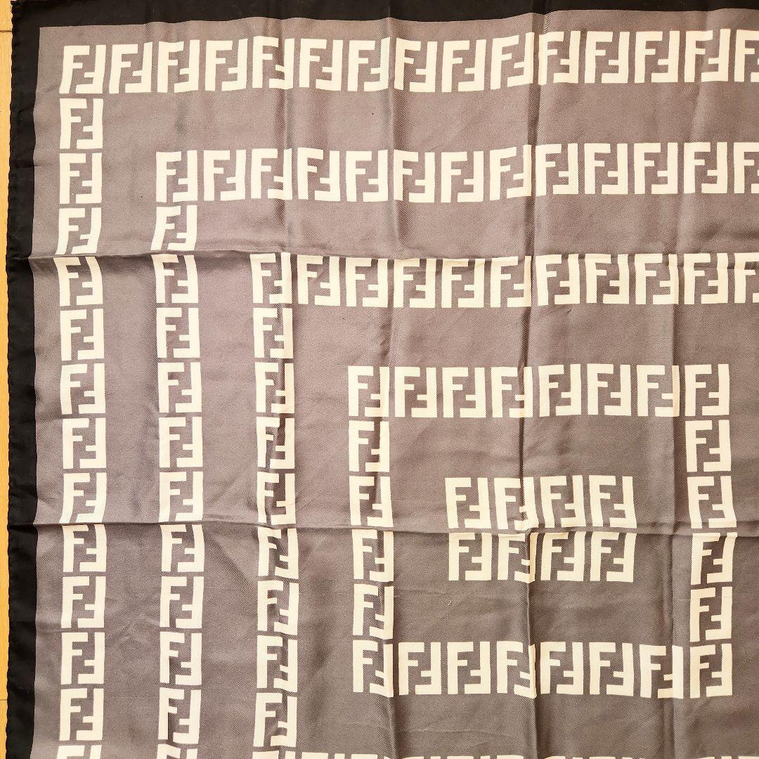 正規品★フェンディ★FENDI★ズッカ柄★シルクスカーフ
