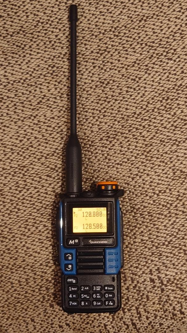 【エアバンド対応】広帯域受信機 新品 航空無線 FMラジオ カーアンテナ付き