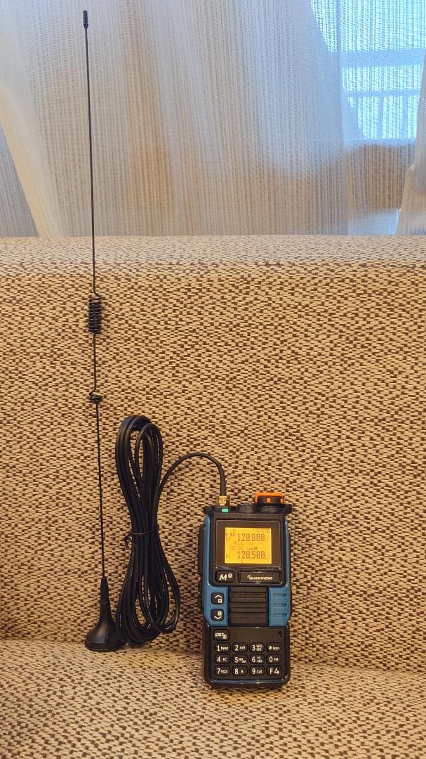 【エアバンド対応】広帯域受信機 新品 航空無線 FMラジオ カーアンテナ付き