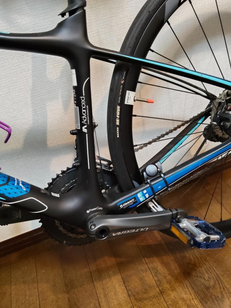 (送料込)AVAIL 女性向けカーボンロードバイク Giant(xxs)