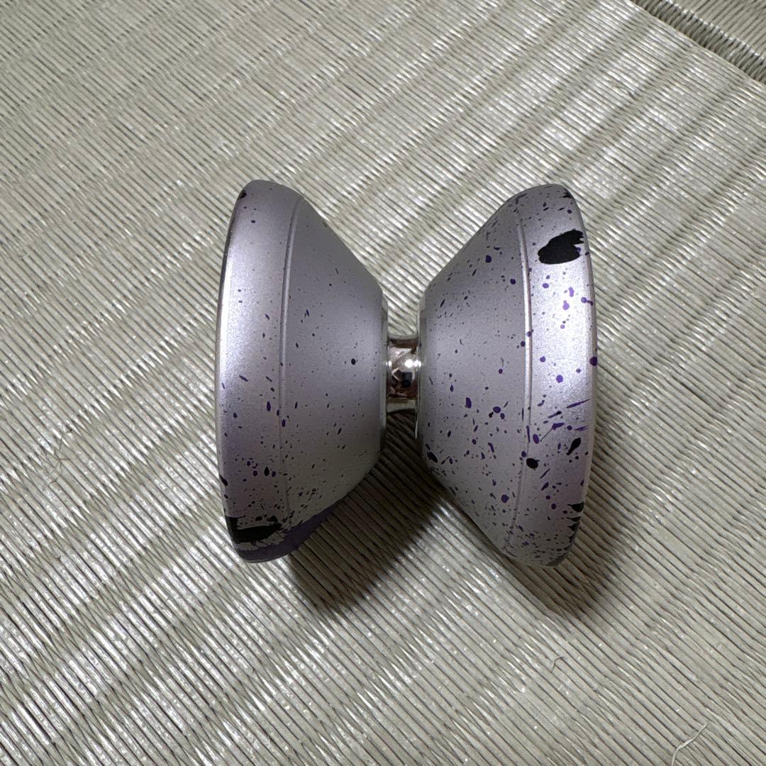 クラウンスプラッシュ/C3yoyodesign