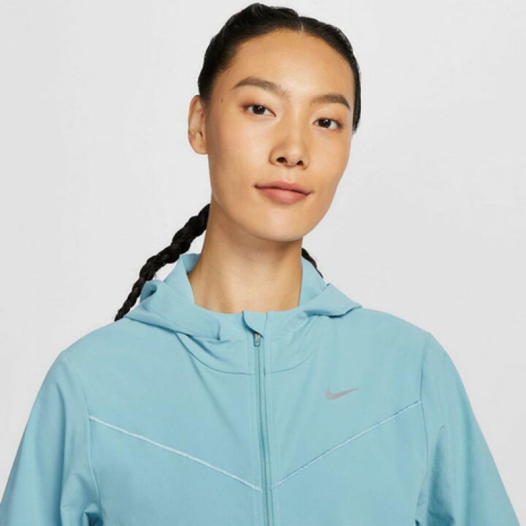 【新品】Nike ライトブルー ウィンドブレーカー M