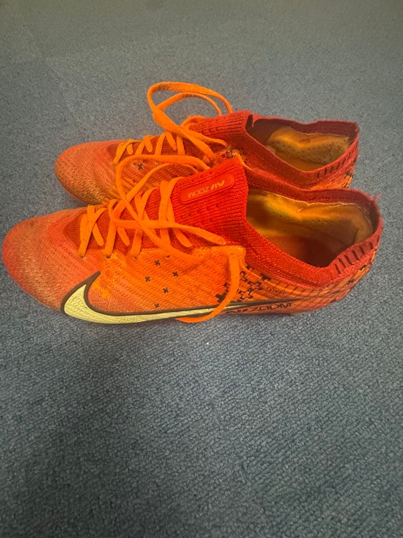 Nike サッカースパイクFG
