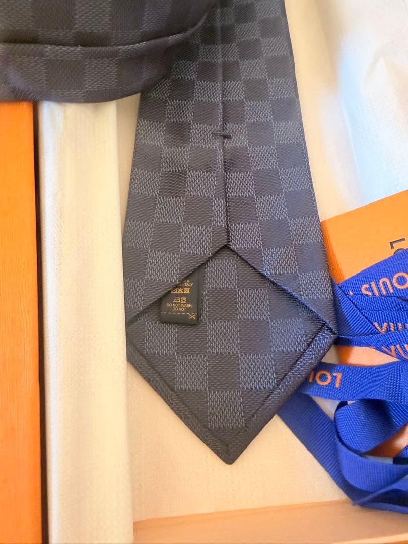 新品　ルイヴィトンネクタイ　ダミエ