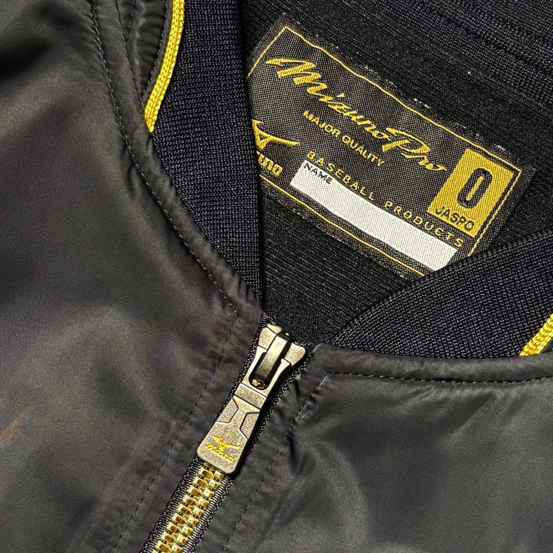 【極美品】MIZUNO ミズノプロ　ブレスサーモ　セットアップ　ゴールド