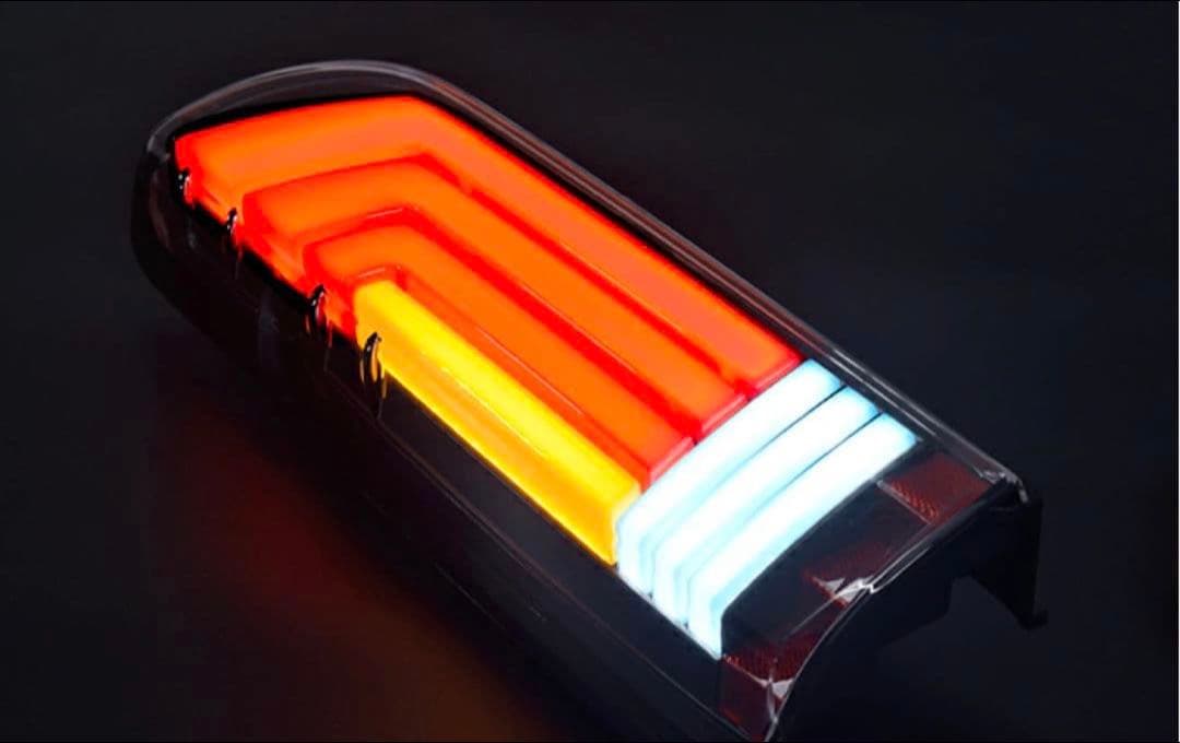 ハイエース テールランプ LED フルビーム スモーク×レッドファイバー
