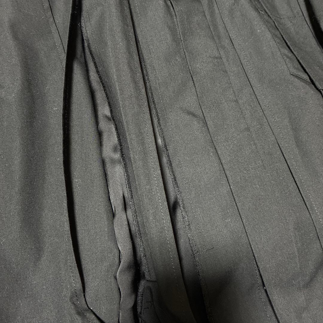 sacai2024黒 プリーツ付き 長袖シャツ