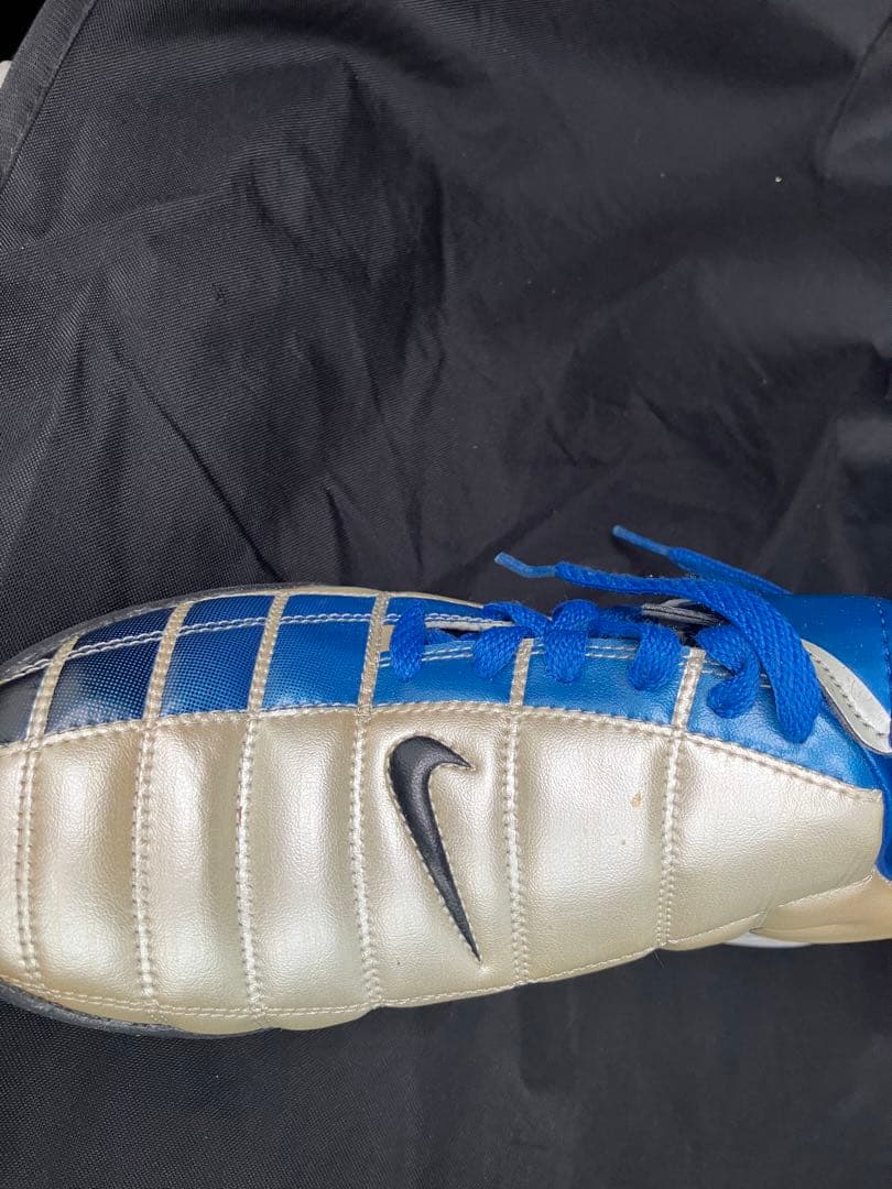 希少　Nike Total 90 フットサルシューズ 青白
