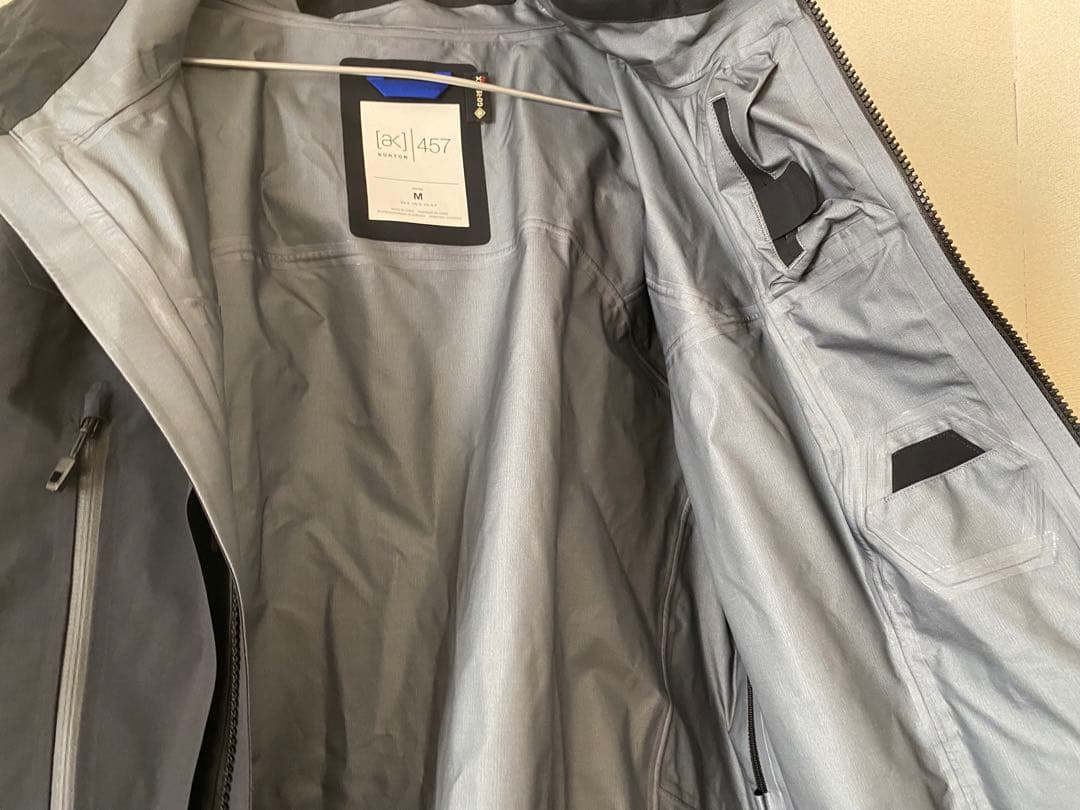 GORE-TEX スノーボードジャケット ブラック　AK バートン