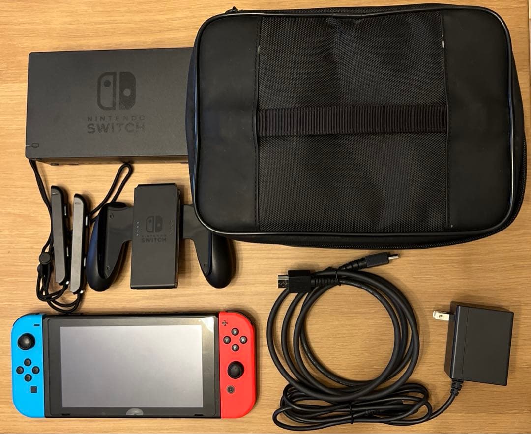 【Hani】Nintendo Switch 本体 赤/青 Joy-Con