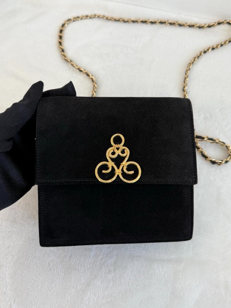 美品❣　CELINEセリーヌ　黒 スエード 　ゴールド　チェーンバッグ