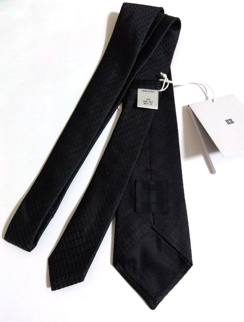 新品未使用　GIVENCHY　ネクタイ　シルク　ジャガード
