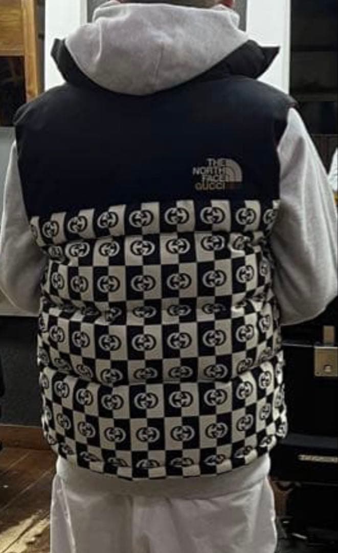GUCCI × NORTH FACE ダウンベスト コラボ　サイズM21AW